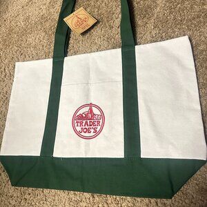 Large Trader Joe’s Canvas Tote Bag White/Green Red Logo NEW w/ Tags